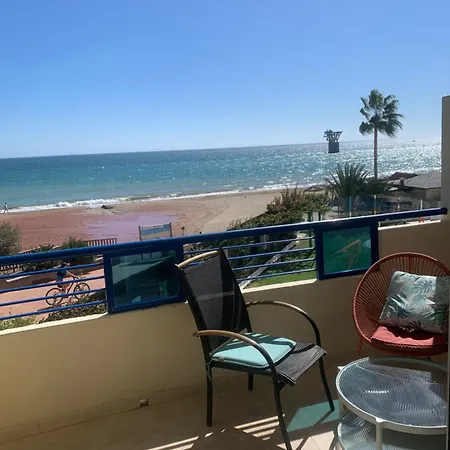Luxe tent Beachside Apartman