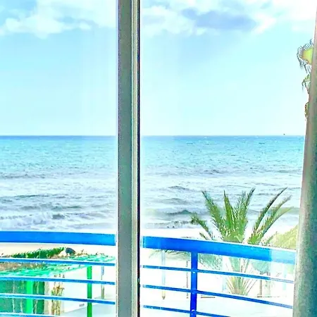 Luxe tent Beachside Apartman